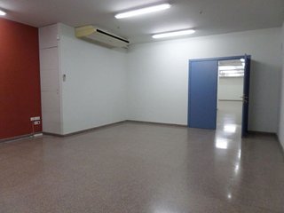 Local comercial en alquiler en El Congrés i els Indians en Barcelona - Imagen 28