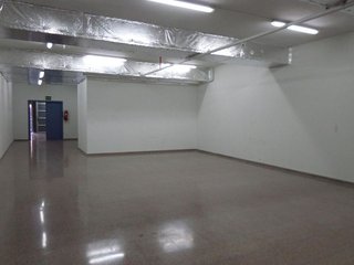 Local comercial en alquiler en El Congrés i els Indians en Barcelona - Imagen 38