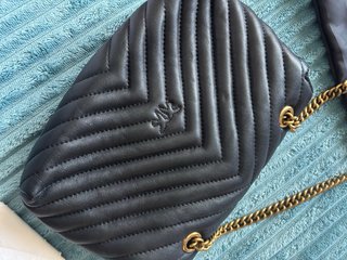 Bolso Pinko Negro y Dorado viejo