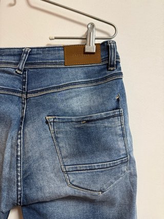 INSIDE Pantalón Corto Azul Desgastado