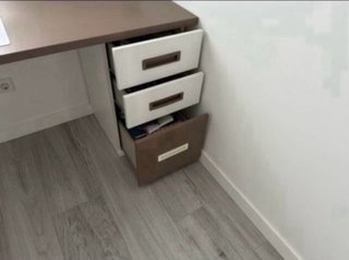 Cama juvenil con escritorio y cajones