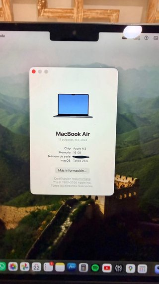 MacBook Air 13 M3 16GB 256GB Medianoche