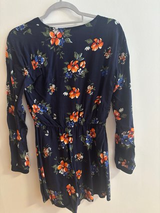 Mono corto Stradivarius floral azul