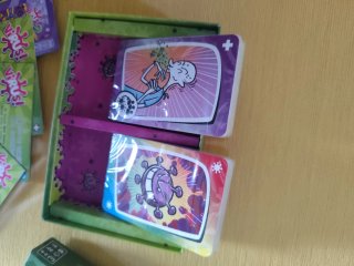 Juego de cartas Virus! + Expansión Virus 2