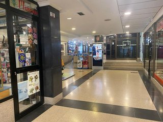 Local comercial en venta en Val en Alcalá de Henares