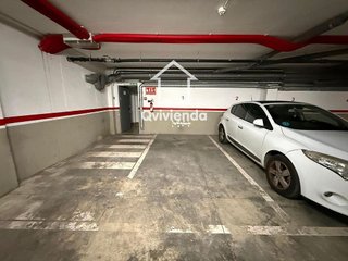 Garaje en venta en Creu de Barberà en Sabadell