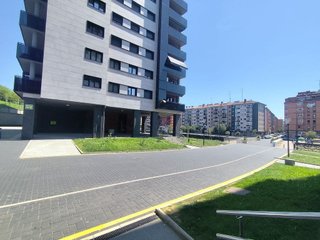 Local comercial en alquiler en Iztieta - Olibet en Errenteria