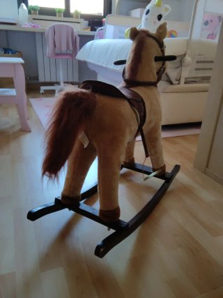 Caballito balancín para niños