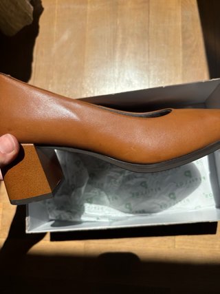 Zapatos Pitillos tacón bajo marrones