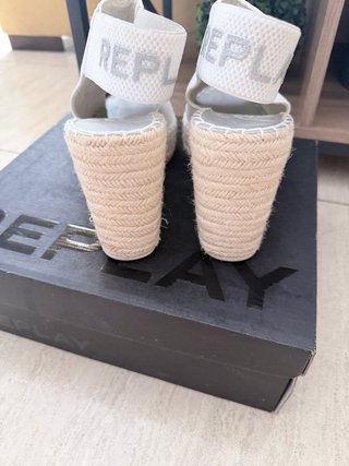 Sandalias cuña Replay blancas