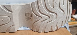 Botas UGG Beige y Marrón