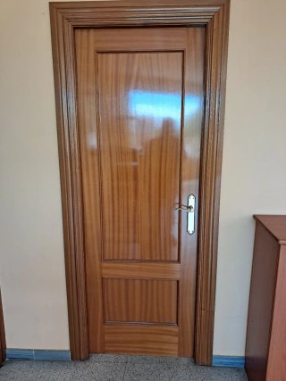 5 Puertas Madera Maciza
