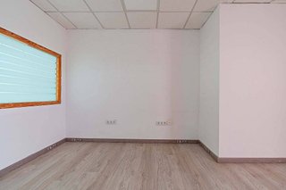Oficina en venta en Nueva Almería - Cortijo Grande - Vega de Acá en Almería