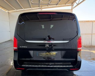 MERCEDES-BENZ CLASE V  V250D AVANTGARDE LARGA 8PZ