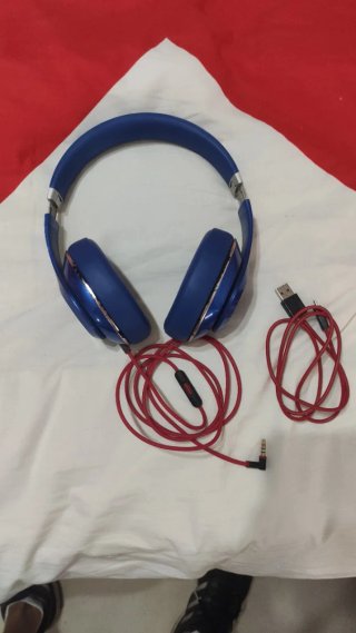 Beats Studio Azul con Cable y Almohadillas Nuevas
