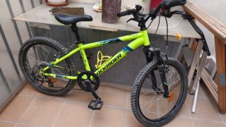 Bicicleta infantil Rockrider ST 500