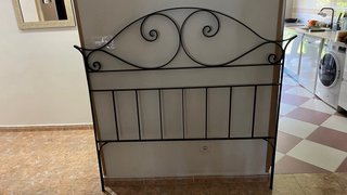 Cabecero de cama de forja negro