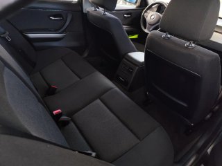 BMW 320 E90
