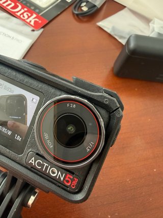 DJI Osmo Action 5 Pro Adventure Combo