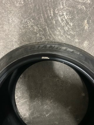 Neumáticos 255/40R20