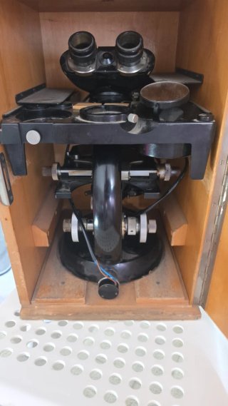 Microscopio Zeiss Antiguo