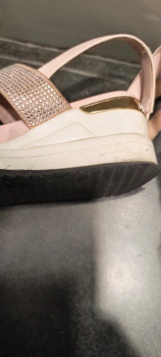 Sandalias de fiesta con pedrería