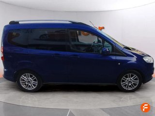 Ford Tourneo Courier 1.0 EcoBoost 100cv Titanium
