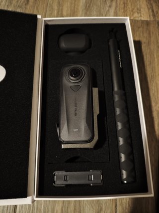 Insta360 X4 Air 8K 360 Camera Starter Bundle