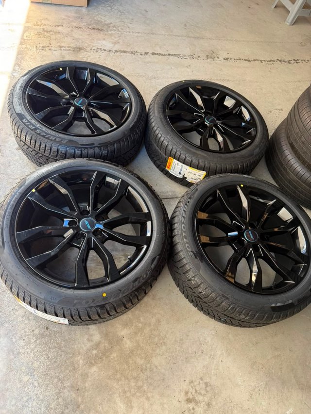 Llantas Autec R18 5/112 8.5J ET36