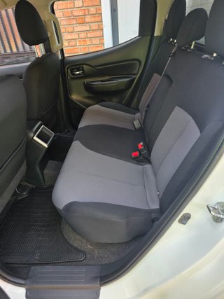 Mitsubishi L 200 2021