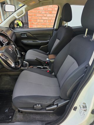 Mitsubishi L 200 2021