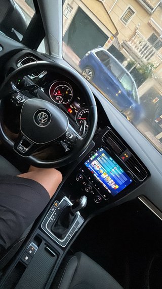 Volkswagen    Golf VII    R Line