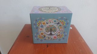 Taza de porcelana con diseño de árbol de la vida