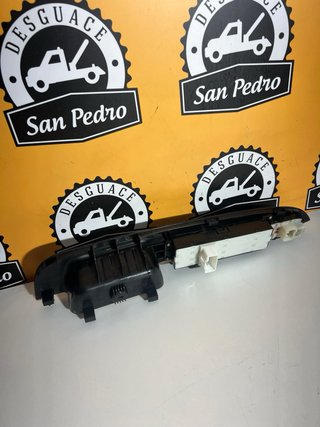Botonera Elevalunas KIA/HYUNDAI 93570-1D100
