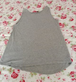 Camiseta Desigual Talla L con Tigre y Flores