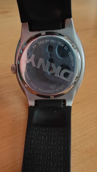 Reloj DKNY Negro y Plateado