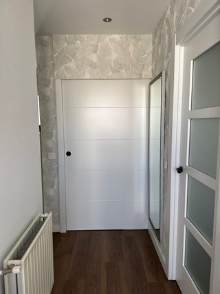 Puertas, tarima y rodapié