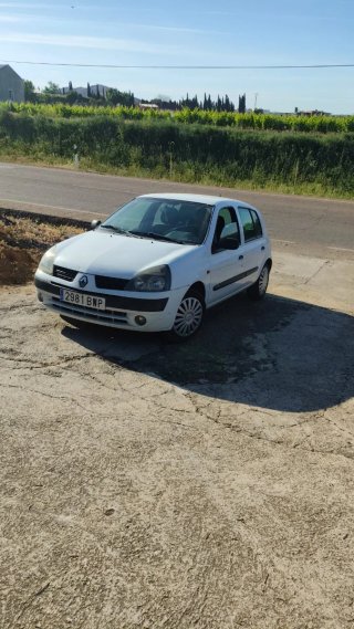 Renault Clio 2004