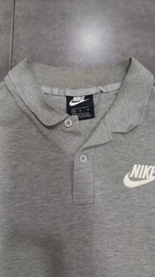 Polo Nike Talla M Gris