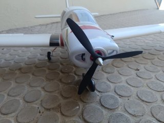 Avión RC Cessna 400 FMS
