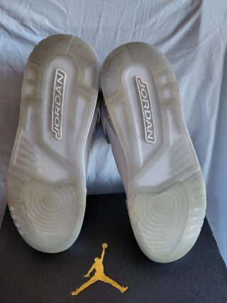 Scarpe Jordan Bianche e Grigie