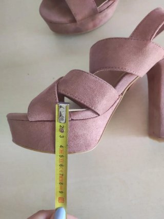 Zapatos de tacón rosa plataforma