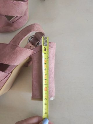 Zapatos de tacón rosa plataforma