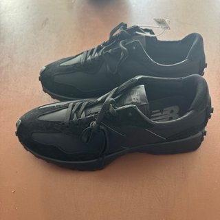 Tenis New Balance 327 Negros