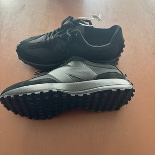 Tenis New Balance 327 Negros