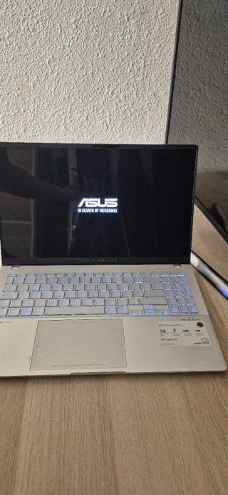 Asus Vivobook Portátil Plata