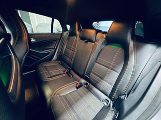 Mercedes-Benz Clase CLA 2015