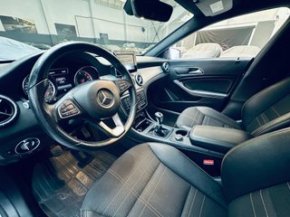 Mercedes-Benz Clase CLA 2015