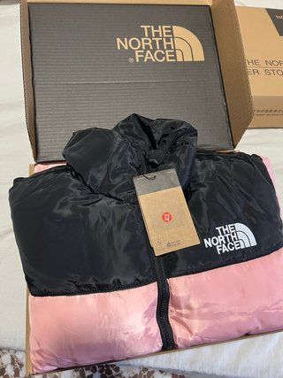 Chaqueta The North Face rosa y negra