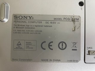 Portátil Sony VAIO VGN-FZ11Z